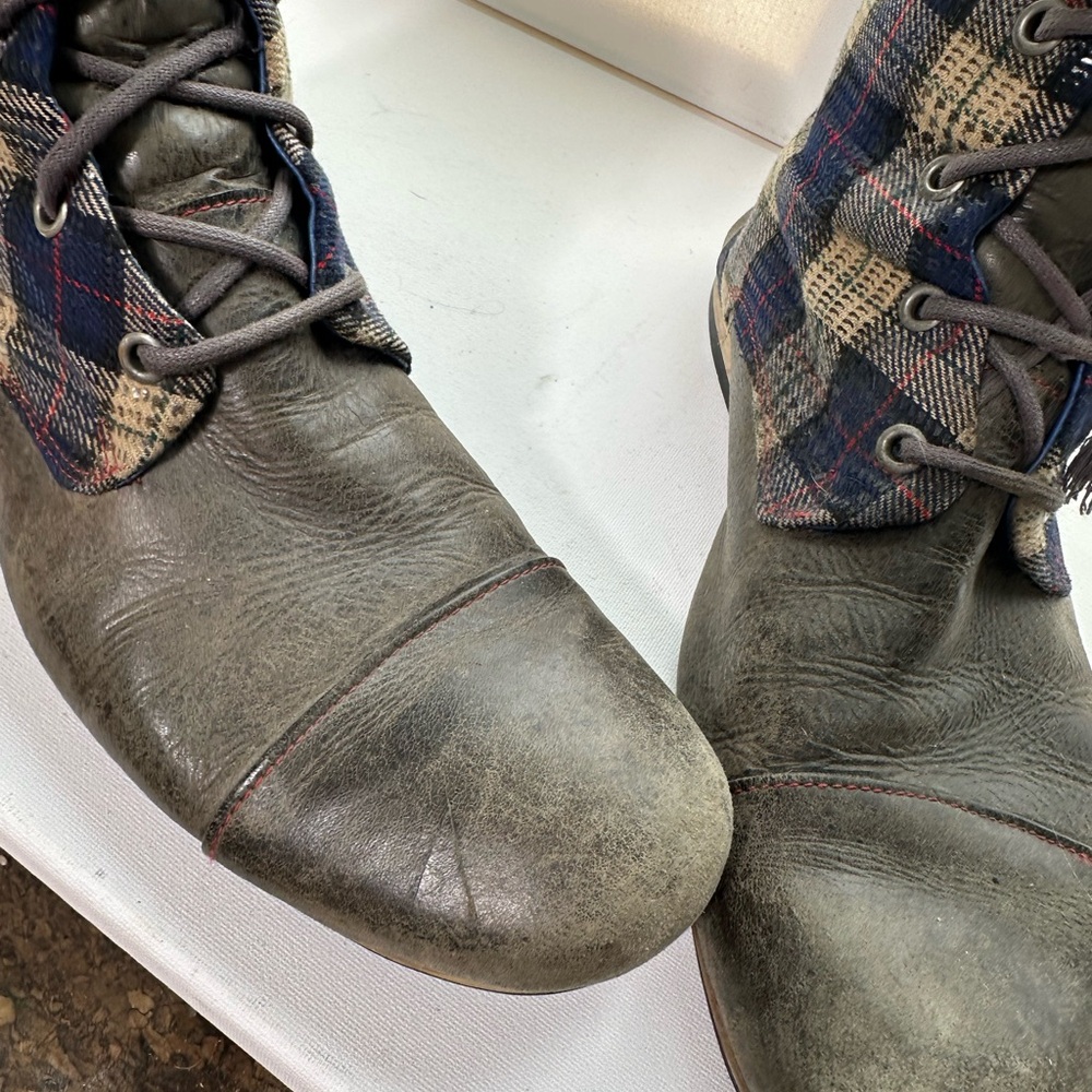 John Fluevog Blue plaid Lace-Up Boots - Picture 4 of 7